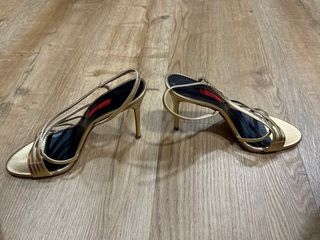 Tacones CH (Carolina Herrera) Dorados