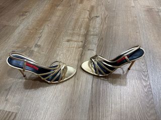 Tacones CH (Carolina Herrera) Dorados
