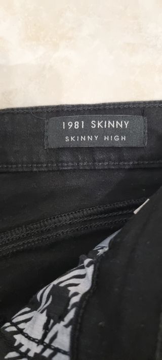 Pantaloni Guess neri donna