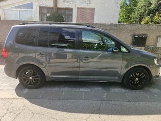 Volkswagen Touran 2011