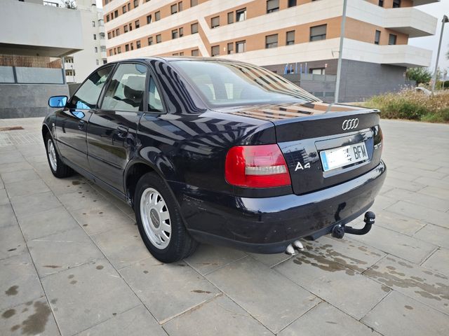 Audi A4 1.9TDI 115CV, año 2001