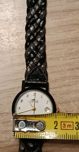 Reloj Lotus Mujer Vintage Negro/Dorado