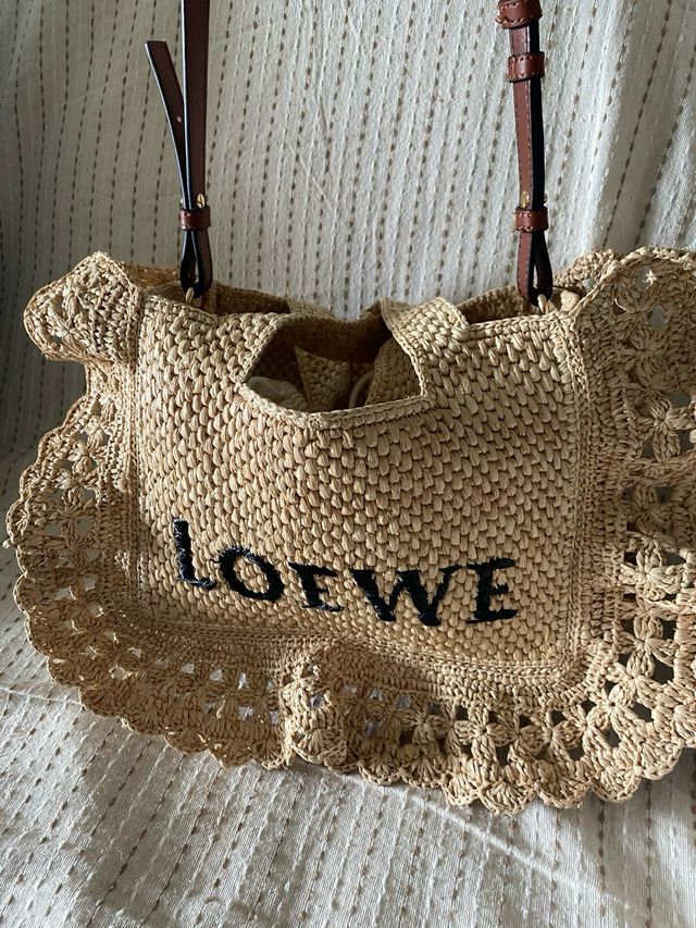 Bolso de rafia Loewe con detalles de crochet