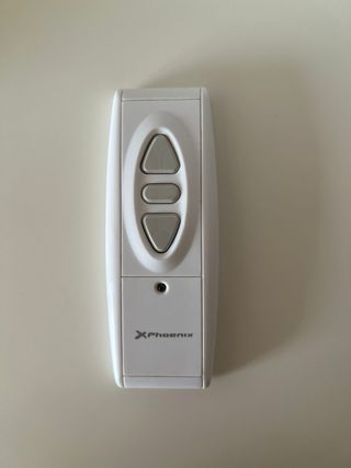 Pantalla Proyección Phoenix Technologies 100