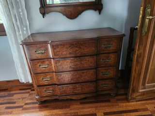 Cómoda de madera con 6 cajones