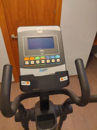 Bicicleta Elíptica BH ZK900
