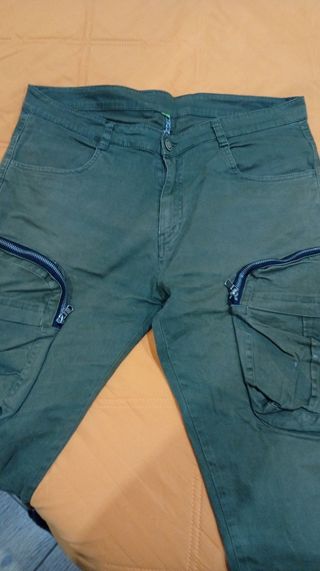 Pantalón cargo hombre verde