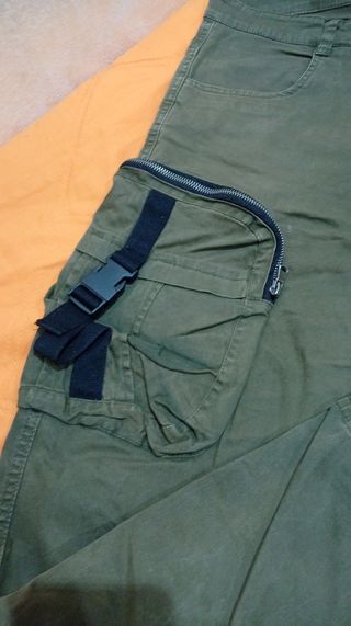 Pantalón cargo hombre verde