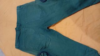 Pantalón cargo hombre verde