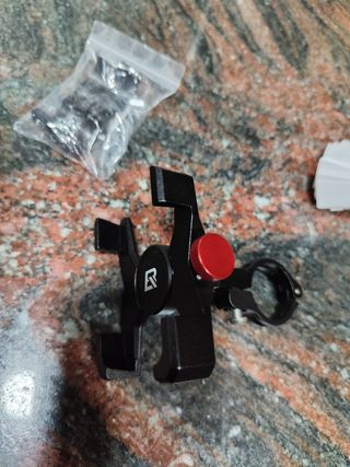 Soporte para Móvil Bicicleta o moto Rockbros.