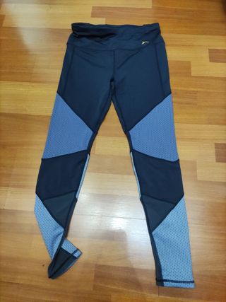Mallas deportivas mujer de woman concept