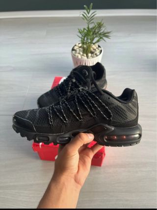 Nike TN Utility Negro