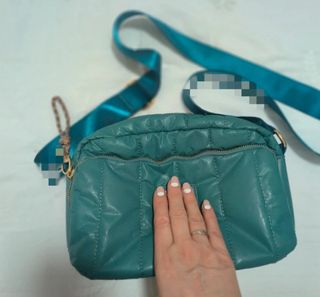 Bandolera impermeable tamaño medio