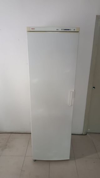 Congelador Bosch con garantía 