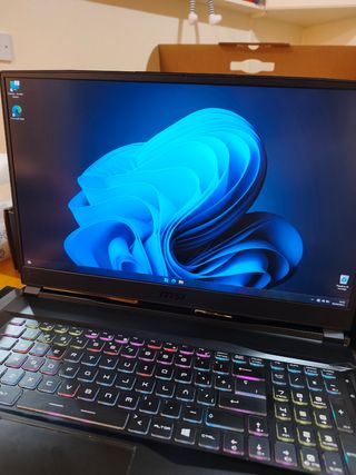 Computer portatile da gioco MSI GL75 Leopard