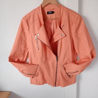 Cazadora ONLY naranja talla 40