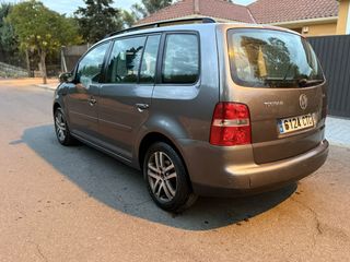 Volkswagen Touran 2004 Impecable 