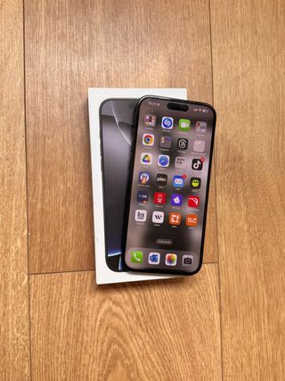 iPhone 16 Pro Max