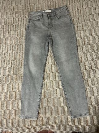 Pantalón vaquero gris Mango Talla M