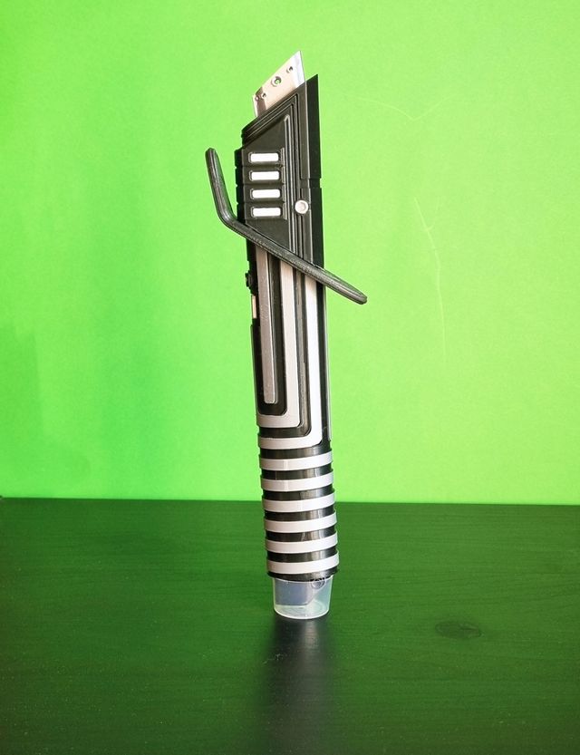 Espada Láser Sable de Luz Oscuro Mandaloriano