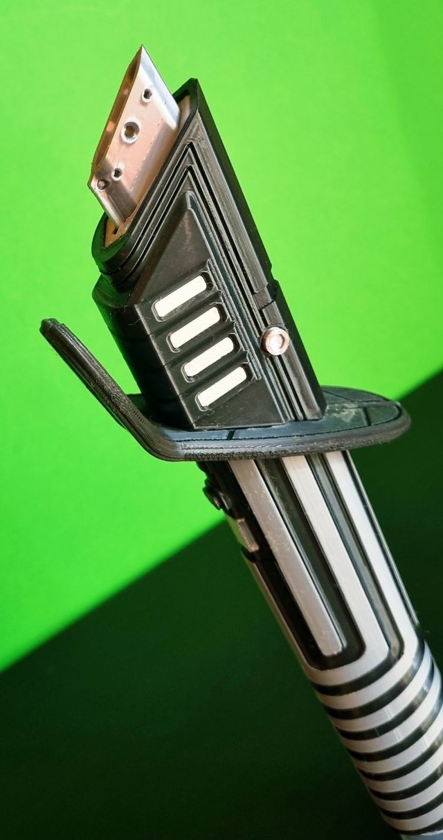 Espada Láser Sable de Luz Oscuro Mandaloriano