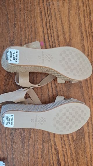 Sandalias cuña de piel y esparto POPA beige