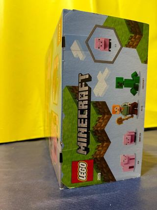 LEGO Minecraft 21170 The pig house