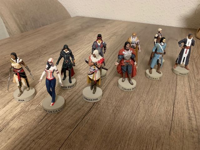 10 Figuras Assassin's Creed