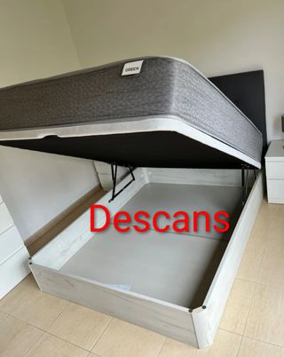 Canapés + colchones nuevos – montaje incluido