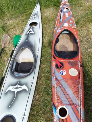 Lote 2 kayaks de mar de fibra