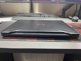 Computer portatile da gioco ASUS TUF GAMING FX 505 DT nero