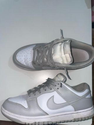 Nike Dunk Gris y Blanco