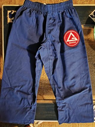 Kimos de Jiu Jitsu Gracie Barra Azul Talla Y6 
