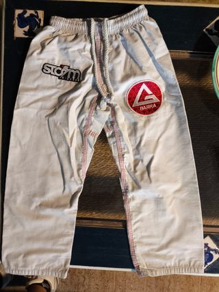 Kimos de Jiu Jitsu Gracie Barra Azul Talla Y6 