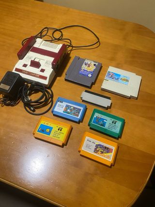 Console Family Computer + 15 giochi + adattatore