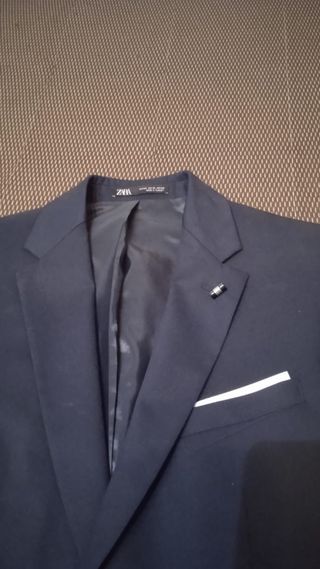 Traje azul hombre