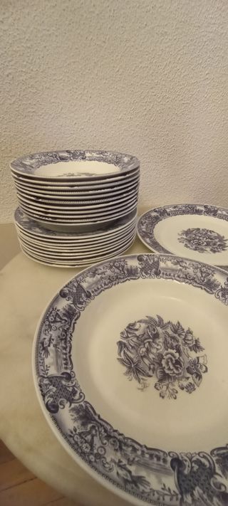 Vajilla Vintage Floral Azul y Blanca Arcopal