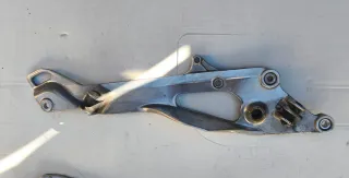 Supporto pedana destra Yamaha TDM 900