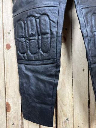 PANTALON T-XL DE CUERO PARA MOTO GARIBALDI 4