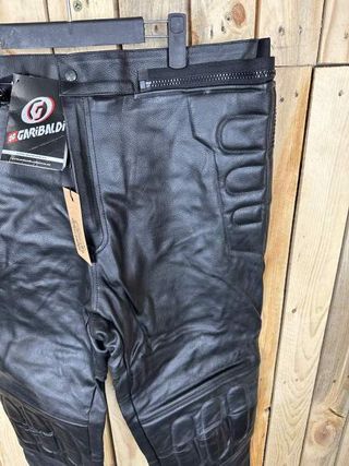 PANTALON T-XL DE CUERO PARA MOTO GARIBALDI 4
