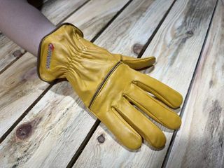 GUANTES T-M DE MOTO GARIBALDI CUERO AMARILLO 