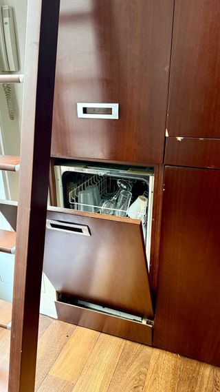 Cocina completa con isla y electrodomésticos