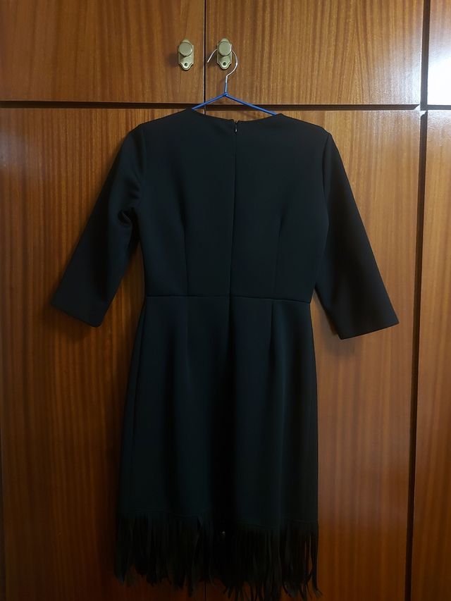 Vestido Negro UGALDE con Flecos