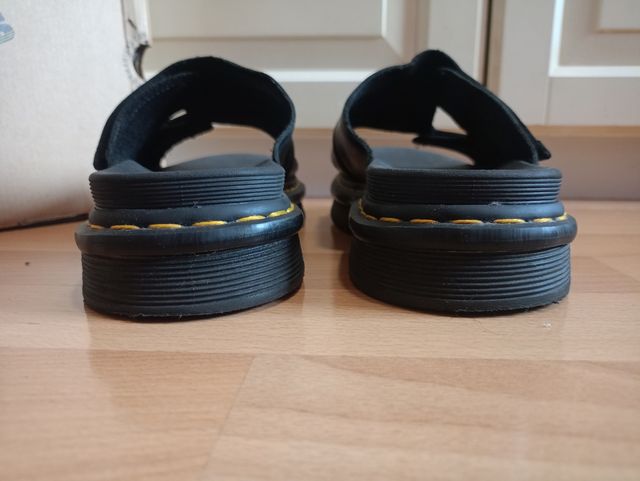 Sandalias Dr. Martens Daxton Negras