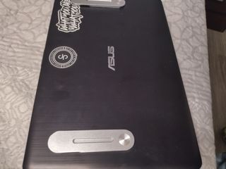 Portátil ASUS Dorado