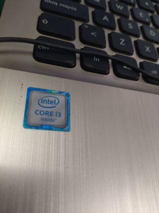 Portátil ASUS Dorado
