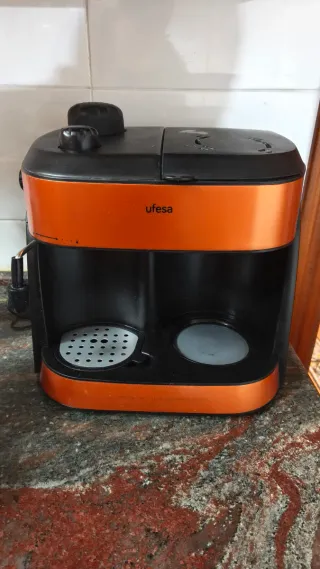 Negociable Cafetera Ufesa Naranja