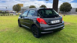Peugeot 207 2009