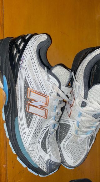 Zapatillas New Balance 1906R gris/blanco