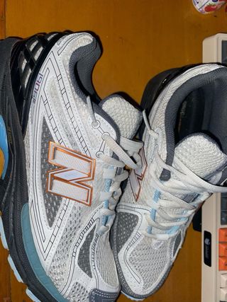 Zapatillas New Balance 1906R gris/blanco